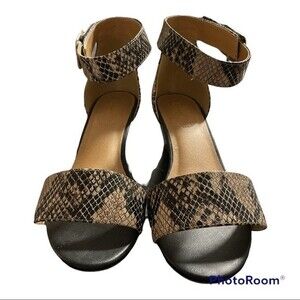 Ankle Strap Wedge in Faux Snake Skin Pattern w/ Velcro Strap Size 8